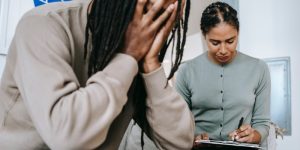 如何发展不一致