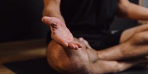 在治疗中教授正念 在治疗中教授正念