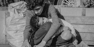 贫困 逆境童年经历的风险因素