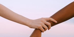 克服创伤绑定 创伤绑定