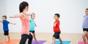 瑜伽儿童 Yoga and Mindfulness-Based Stress Reduction