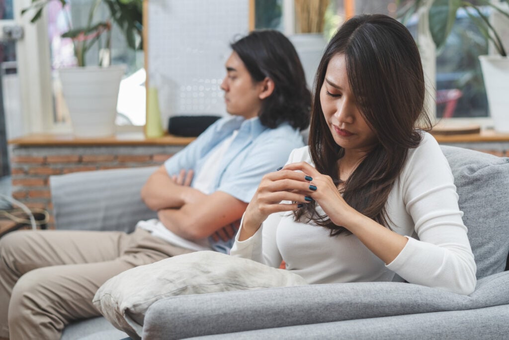 与恐惧回避型依恋的人约会是什么感觉? 3 疏远的关系